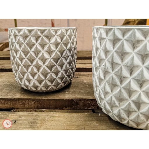 beton kaspó rombusz mintás 